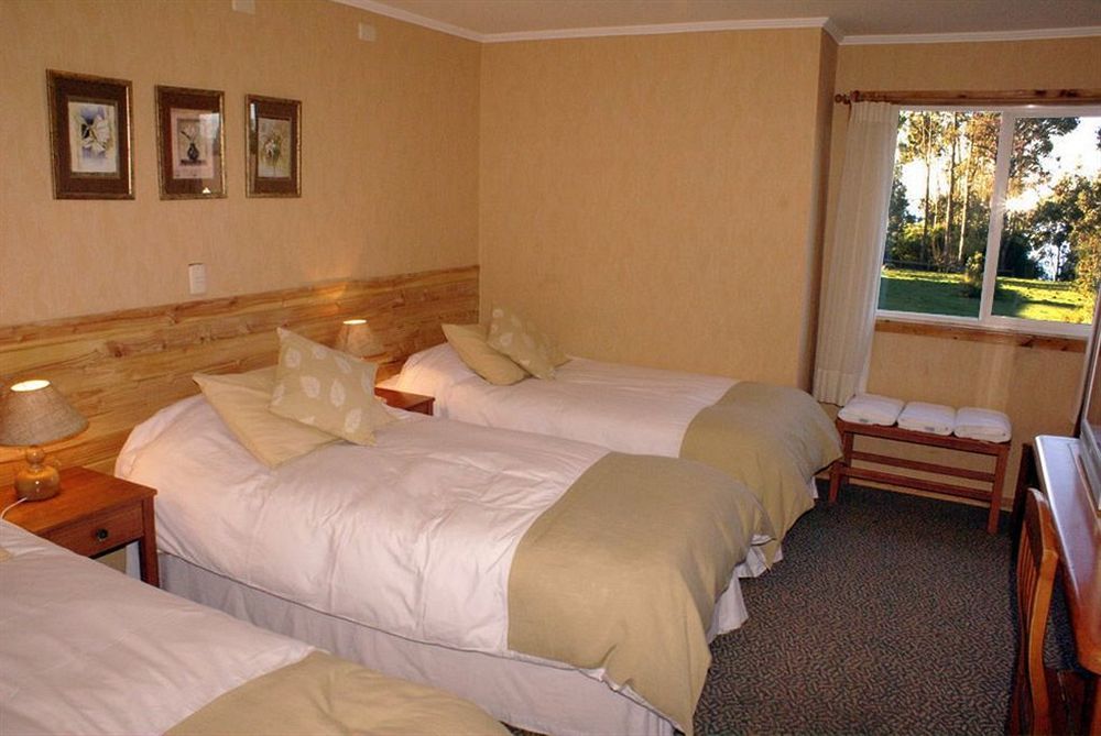Hotel Borde Lago ปูแอร์โตบารัส ภายนอก รูปภาพ
