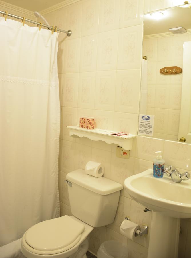 Hotel Borde Lago ปูแอร์โตบารัส ภายนอก รูปภาพ